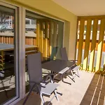 Haus Cristal - 1441m アパート