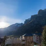 Haus Cristal - 1441m 아파트 *