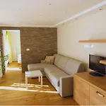 アパート Haus Cristal - 1441m ロイカーバード