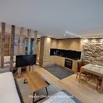 Haus Cristal - 1441m * ロイカーバード