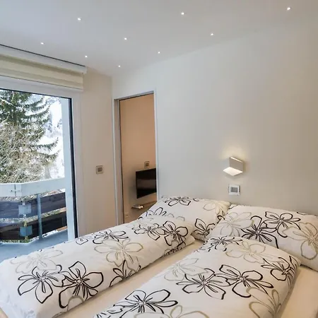 Haus Cristal - 1441m Lägenhet Leukerbad