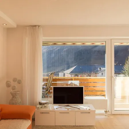 아파트 Haus Cristal - 1441m 로이커바드