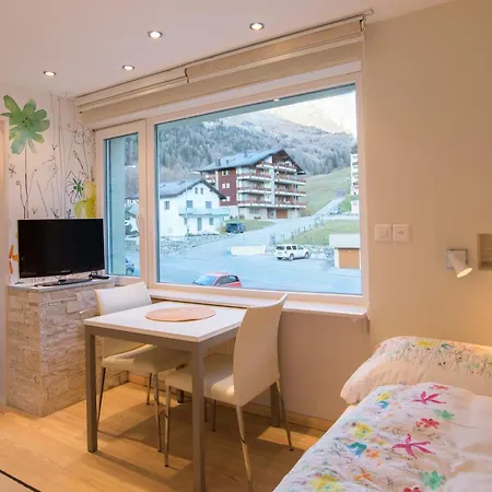 Haus Cristal - 1441m Lägenhet Leukerbad