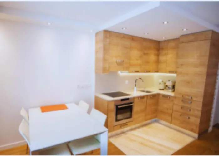 Haus Cristal - 1441m Apartment *