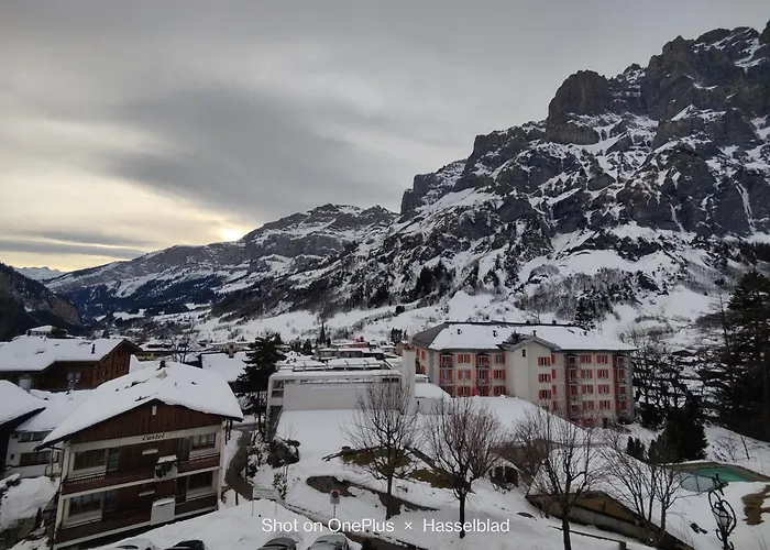 Haus Cristal - 1441m Apartment