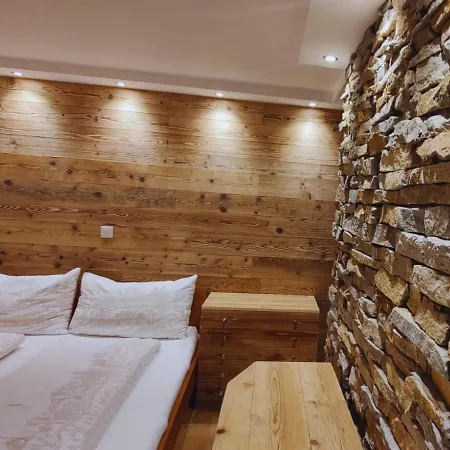 Haus Cristal - 1441m Lejlighed