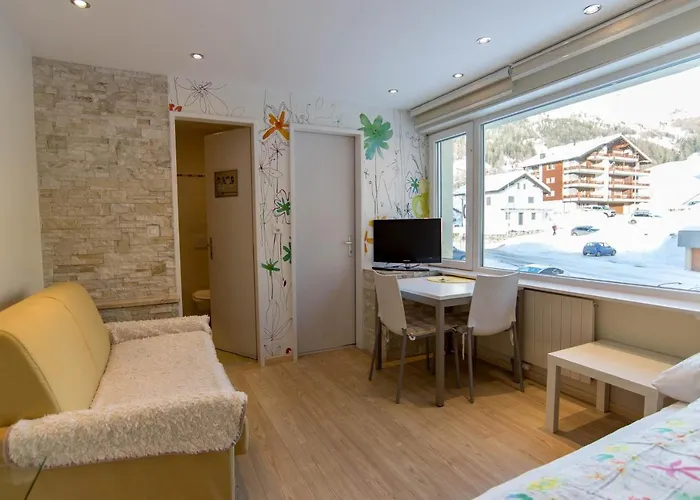 Haus Cristal - 1441m Апартаменты Лойкербад