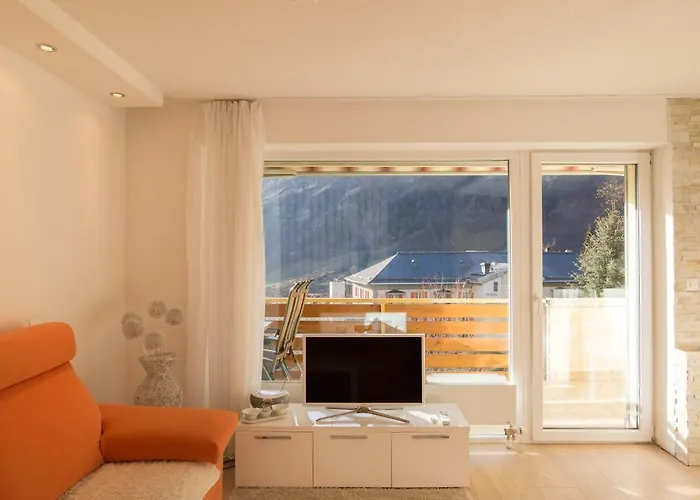 Апартаменты Haus Cristal - 1441m Лойкербад